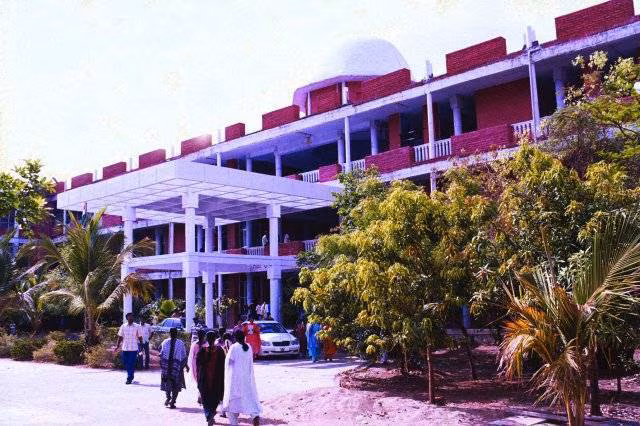 Thiruvalluvar College Campus